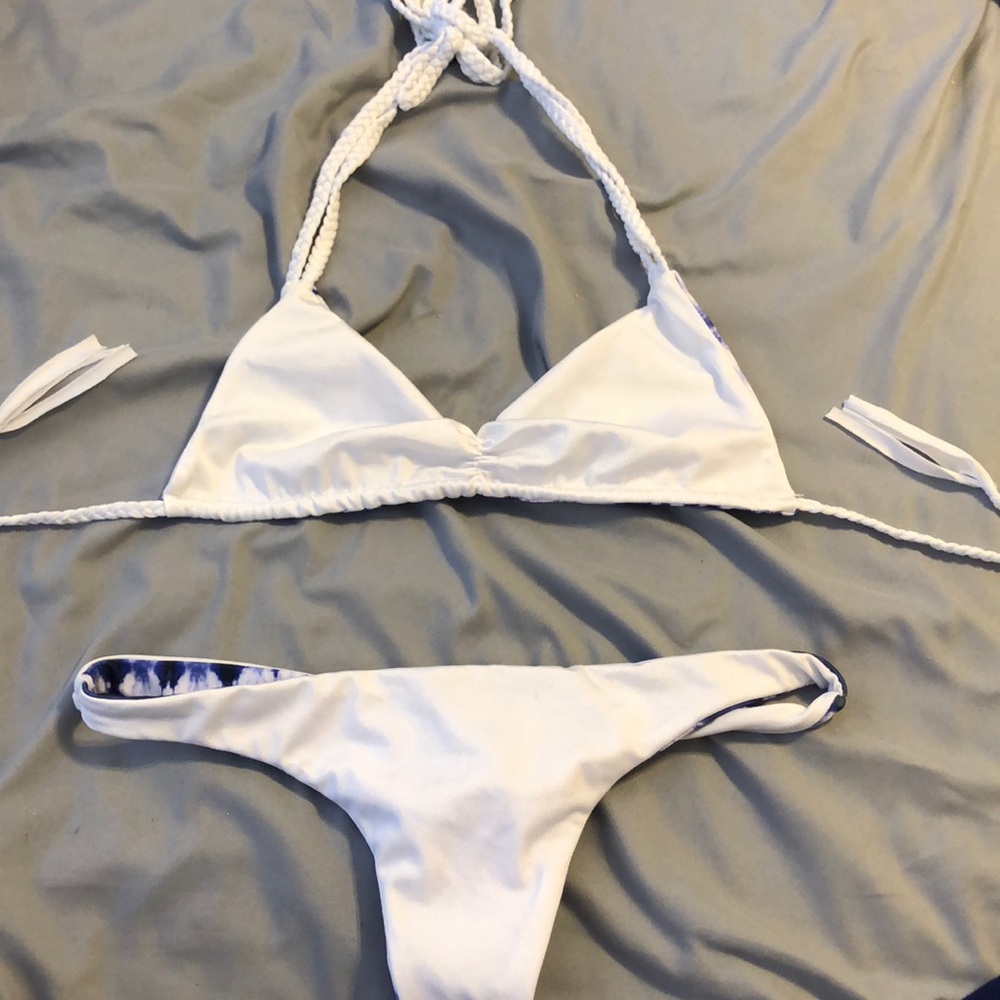 White reversible bikini set